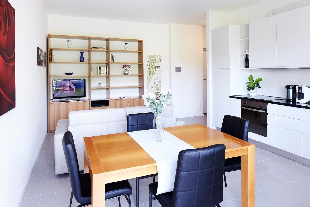 Appartamento La Vista By Holiday Solutions Como Exterior foto